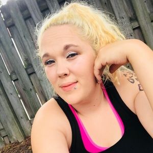 Meet your Posher, Brandi